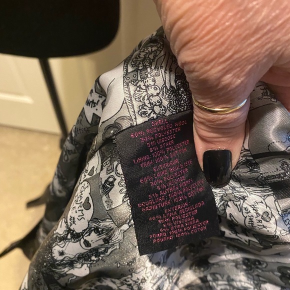 Betsey Johnson Jacket - Picture 4 of 13